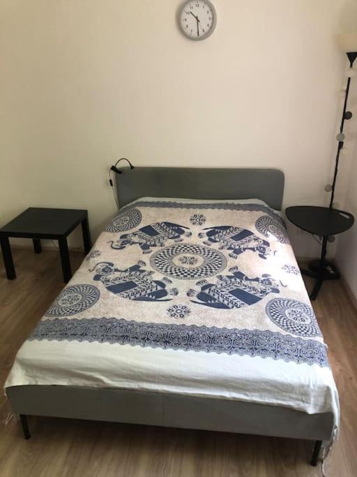 Cozy Karlin Apartment Praha Bagian luar foto